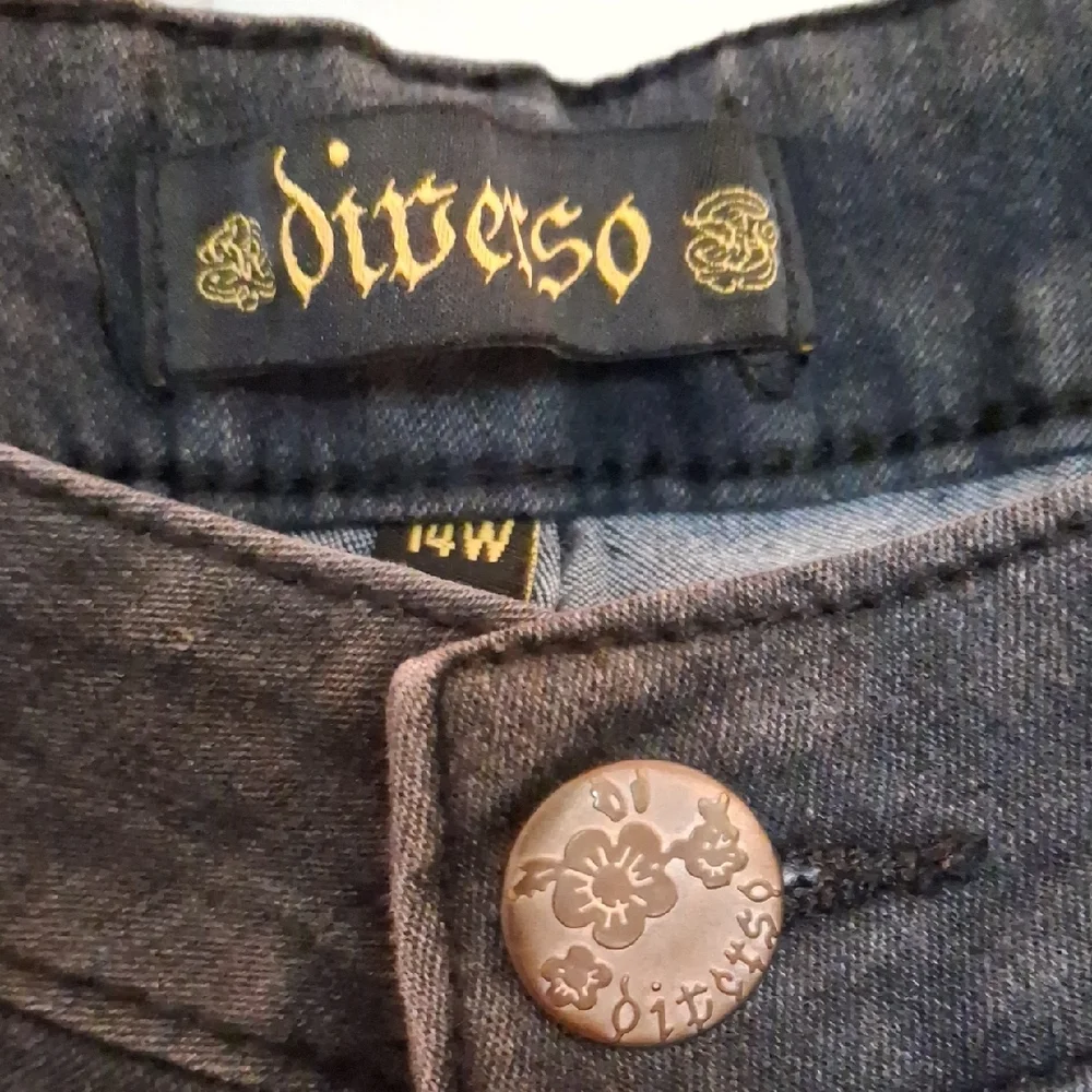 Women's Black Skinny Jeans - Picture 2 of 3